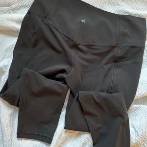 Athleta Salutation Stash Pocket II (Large, Petite) Leggings in Black.